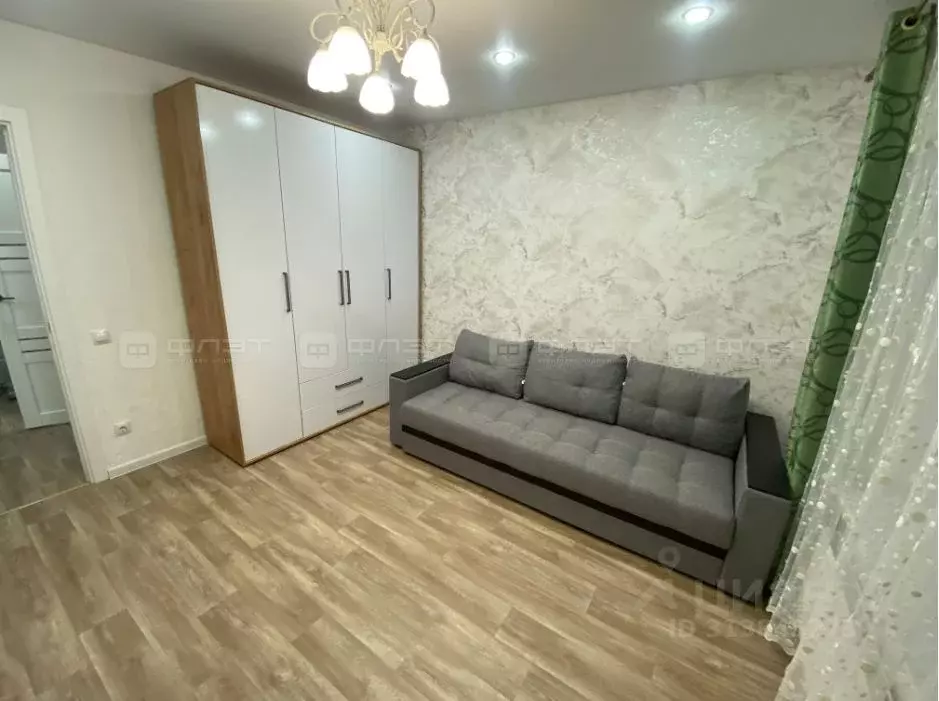 1-к кв. Татарстан, с. Высокая Гора ул. Хасана Шайдуллина, 2 (35.0 м) - Фото 1