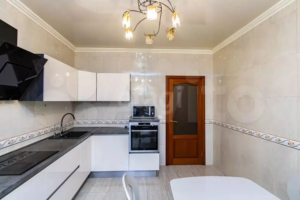 3-к. квартира, 90 м, 3/8 эт. - Фото 1