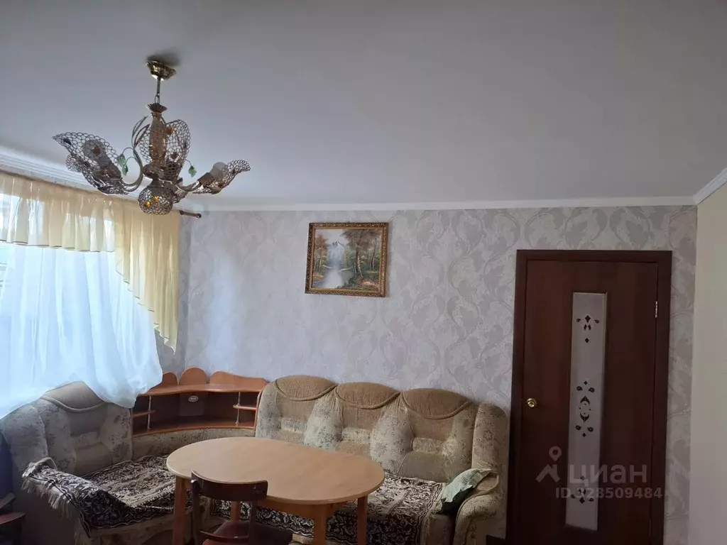 Дом в Оренбургская область, Оренбург ул. Коммуны, 136 (65 м) - Фото 1