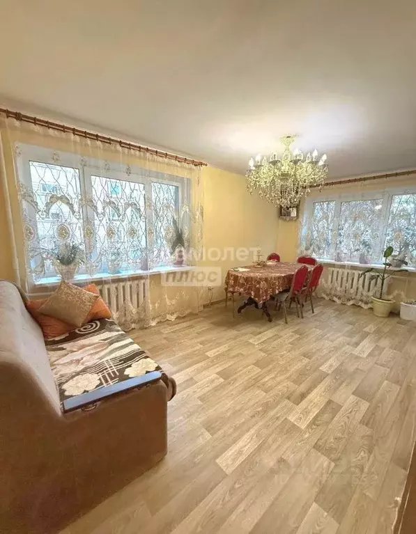 3-к кв. Ленинградская область, Гатчина ул. Киргетова, 15 (61.3 м) - Фото 1