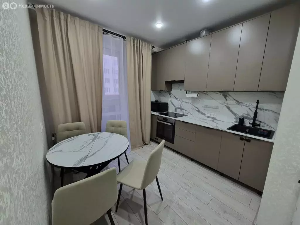 1-комнатная квартира: Кстово, улица Сутырина, 9 (40.9 м) - Фото 1