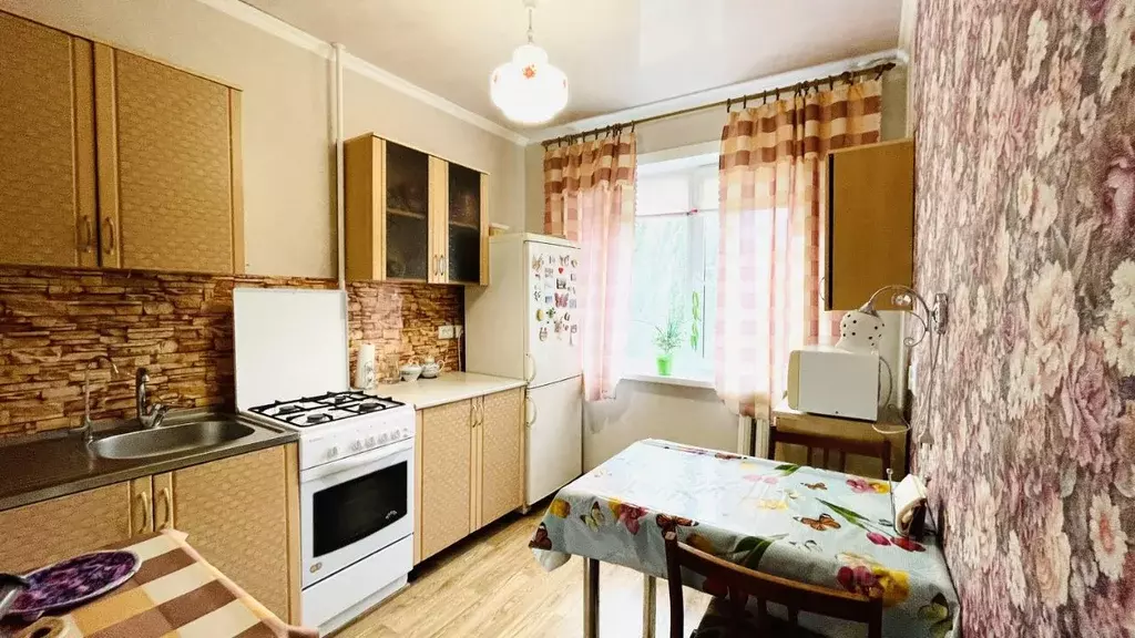 2-к кв. Ростовская область, Таганрог ул. Сергея Шило, 186-2 (50.3 м) - Фото 0