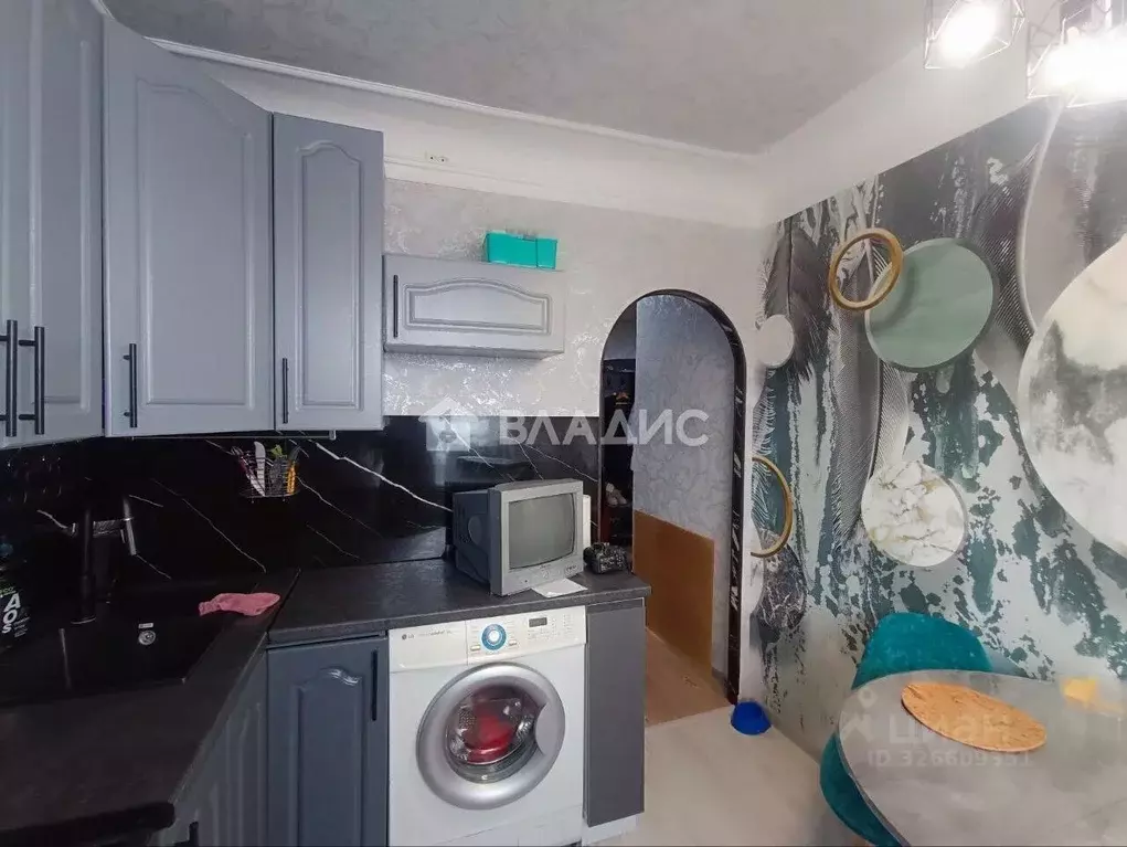 2-к кв. Бурятия, Улан-Удэ Восточный мкр, ул. Камова, 1 (42.5 м) - Фото 2