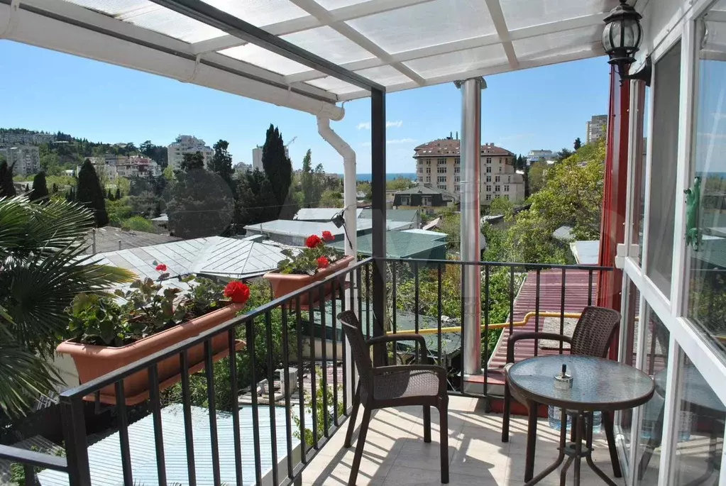 Комната 40 м в 1-к., 3/3 эт. - Фото 0
