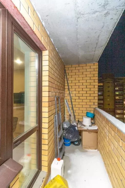 Студия Тюменская область, Тюмень ул. Беляева, 33к1 (27.8 м) - Фото 1