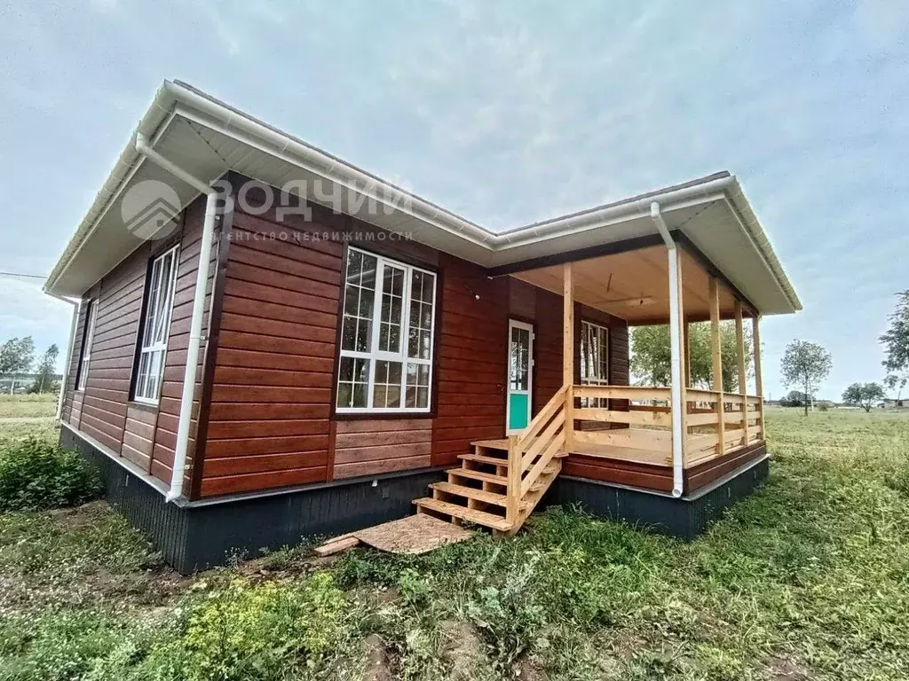 Дом в Чувашия, Цивильский муниципальный округ, д. Вторые Вурманкасы ... - Фото 1