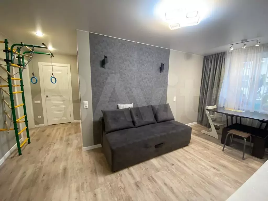 3-к. квартира, 58 м, 3/6 эт. - Фото 1