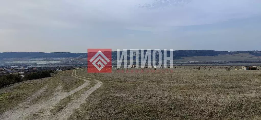 Участок в Крым, Бахчисарай пл. Ленина (6.0 сот.) - Фото 1
