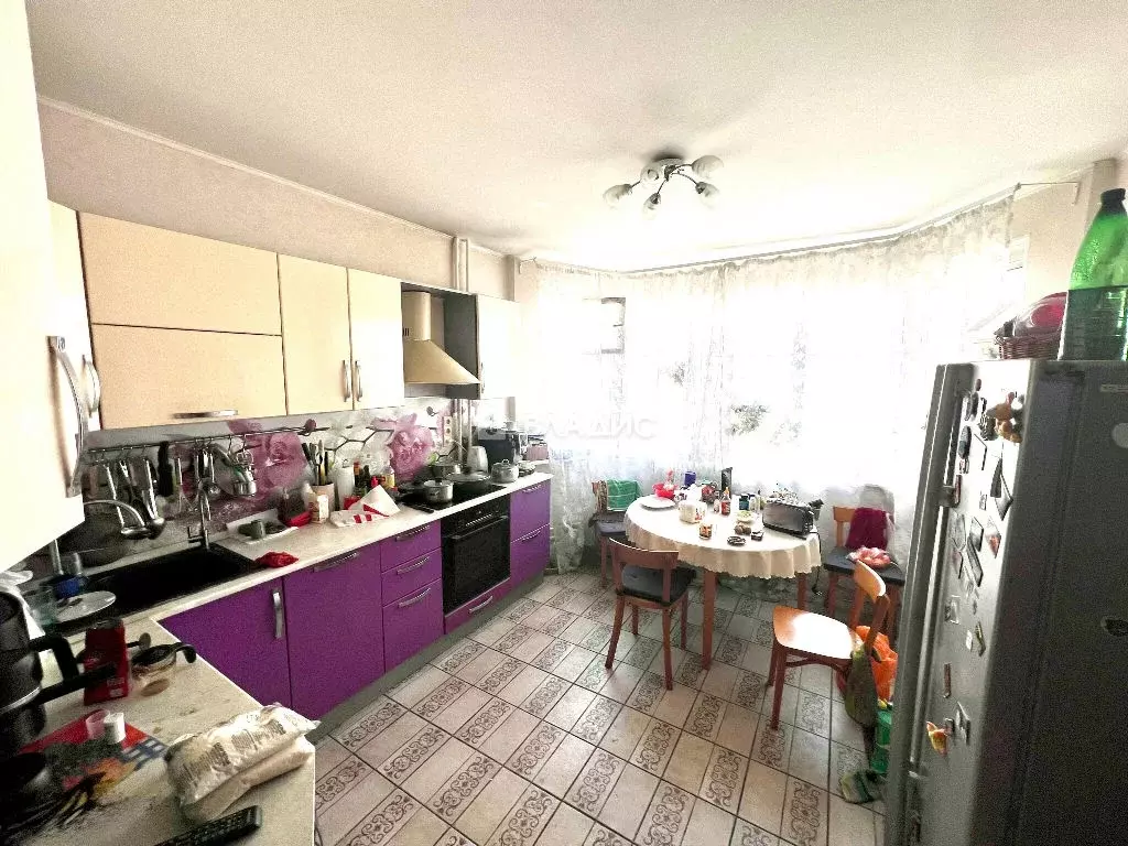 Продается 3-комнатная квартира - Фото 1