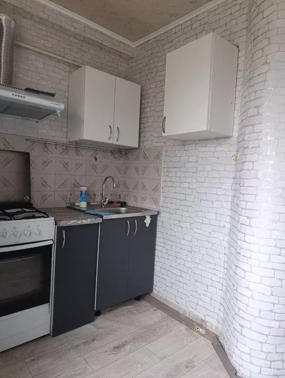 1-к кв. Челябинская область, Челябинск ул. Дзержинского, 117 (29.0 м) - Фото 2