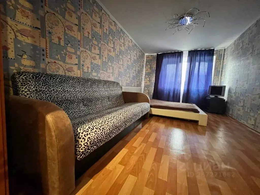 1-к кв. Тюменская область, Тюмень 6-й мкр, ул. Валерии Гнаровской, ... - Фото 1