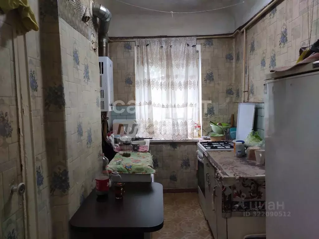 3-к кв. Краснодарский край, Абинский район, Ахтырское городское ... - Фото 1