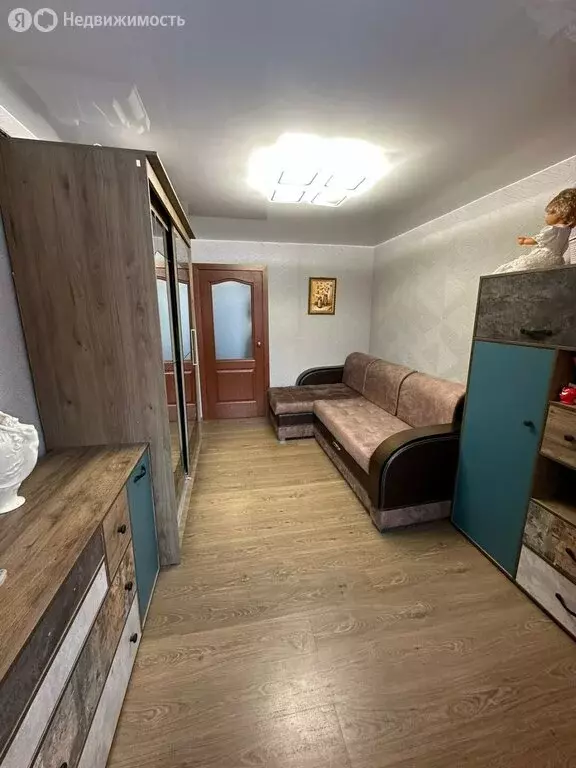 3-комнатная квартира: Сланцы, улица Чкалова, 13 (57.8 м) - Фото 1