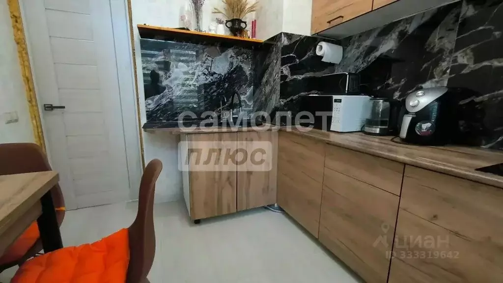 2-к кв. Крым, Керчь пер. 2-й Портовый, 5 (46.3 м) - Фото 1