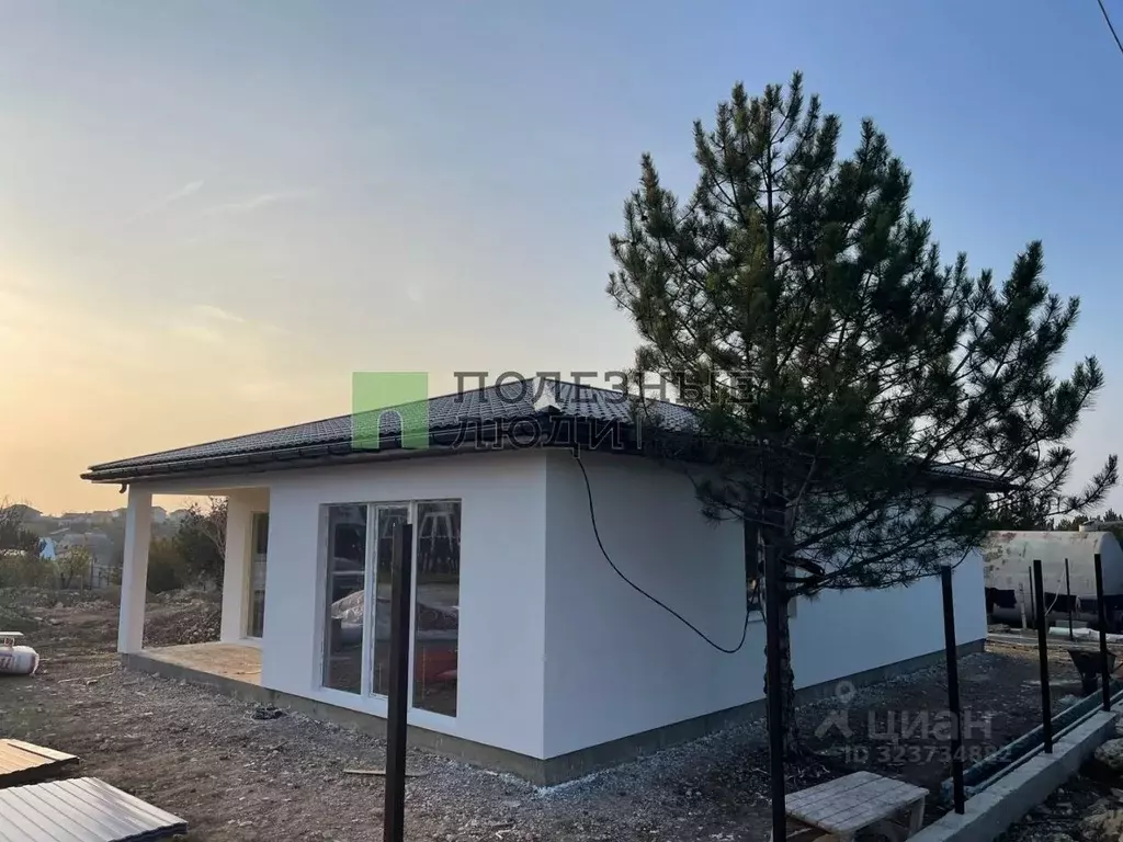 Дом в Севастополь СТ Дружба ТСН,  (120 м) - Фото 1