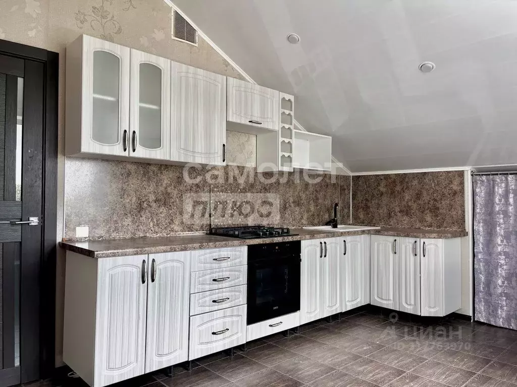 2-к кв. Ульяновская область, Ульяновск ул. Гафурова, 76 (51.5 м) - Фото 0