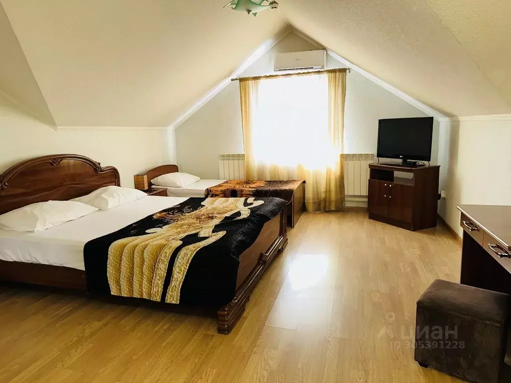 Комната Ростовская область, Ростов-на-Дону Достойный пер., 10 (18.0 м) - Фото 1