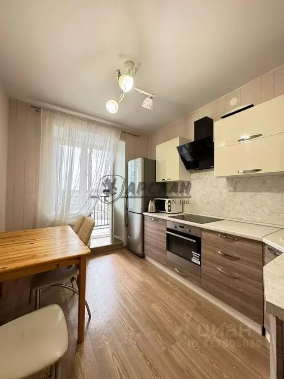 1-к кв. Татарстан, Казань ул. Рауиса Гареева, 96 (38.0 м) - Фото 1