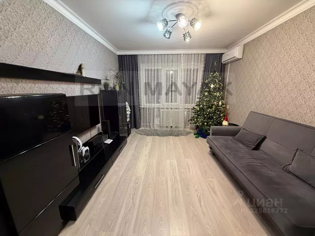 3-к кв. Адыгея, Майкоп ул. 12 Марта, 144К3 (63.2 м) - Фото 1