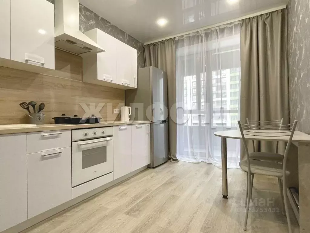 1-к кв. Новосибирская область, Новосибирск Железнодорожная ул., 18 ... - Фото 1