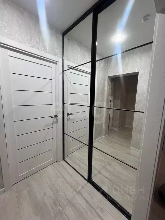 3-к кв. Воронежская область, Воронеж ул. Серафима Саровского, 179к1 ... - Фото 1