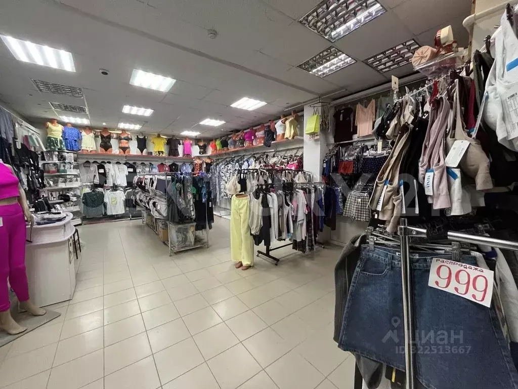 Торговая площадь в Пермский край, Кудымкар ул. Гайдара, 1 (52 м) - Фото 1