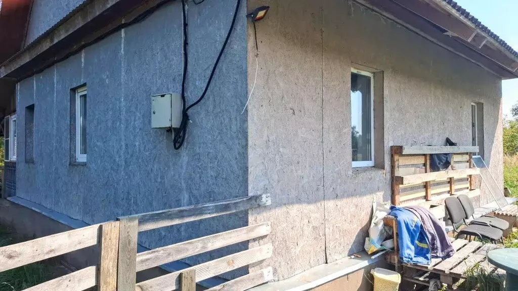 Дом в Псковская область, Островский район, Бережанская волость, д. ... - Фото 1