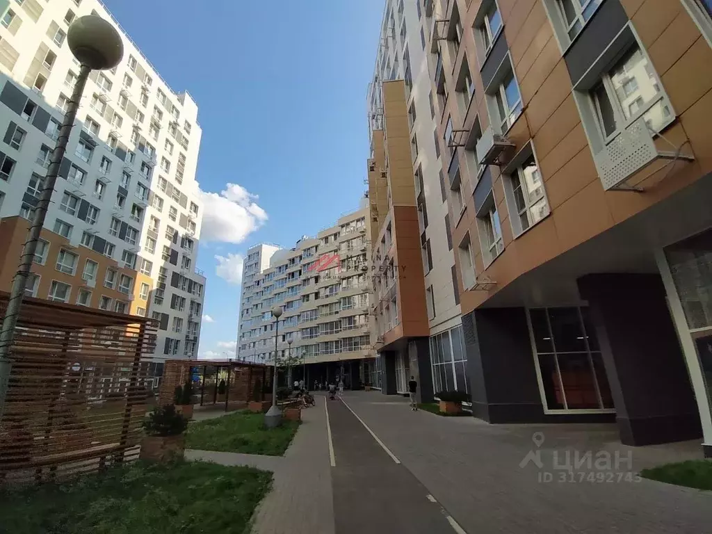 Торговая площадь в Московская область, Королев ул. Академика ... - Фото 1
