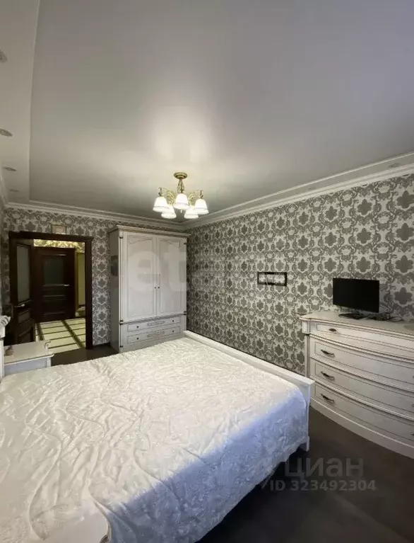 2-к кв. Оренбургская область, Оренбург ул. Поляничко, 12 (72.6 м) - Фото 2