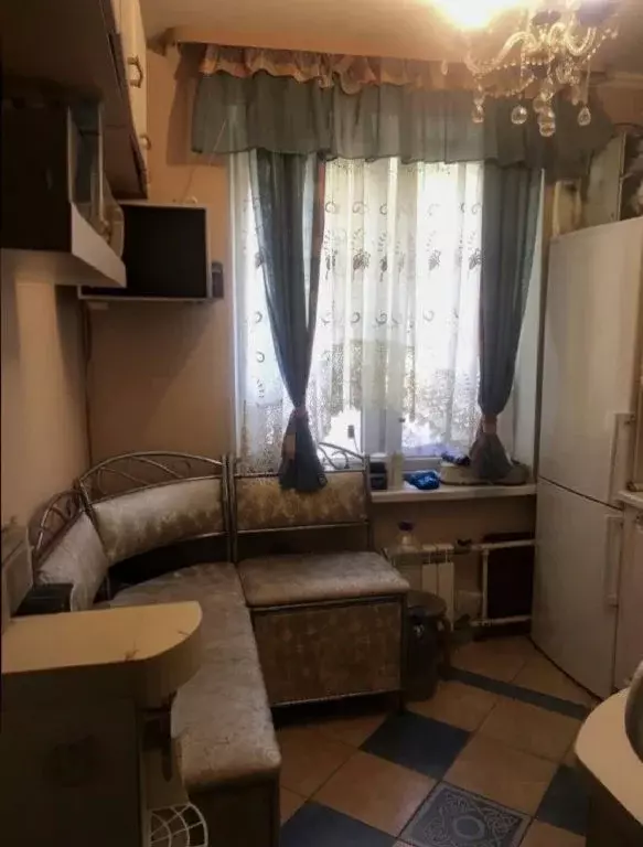 Продается 3-комнатная квартира - Фото 1