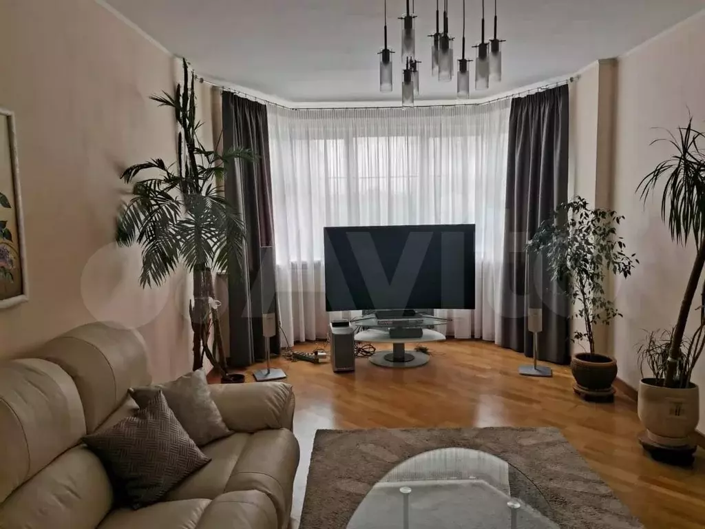 3-к. квартира, 100 м, 7/15 эт. - Фото 1
