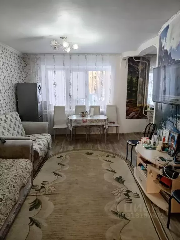 2-к кв. Тюменская область, Тюмень ул. Карла Маркса, 12 (48.0 м) - Фото 0
