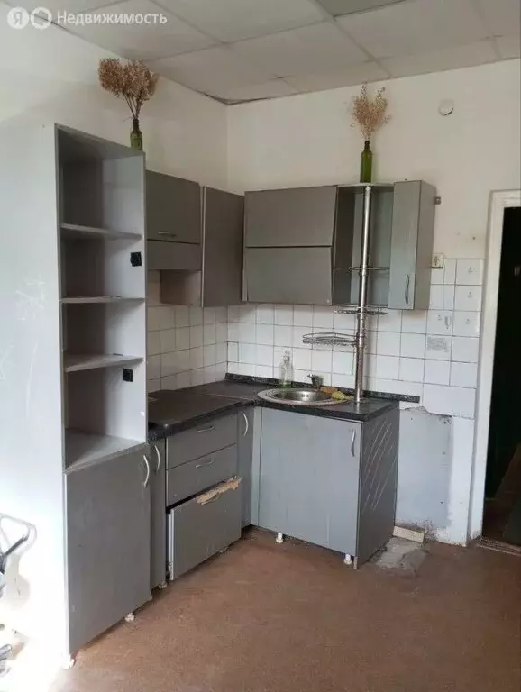 Помещение свободного назначения (196.6 м) - Фото 0