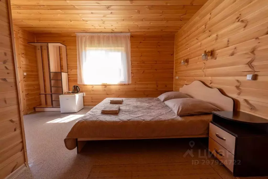 Дом в Алтай, Чемальский район, с. Анос ул. Грушевая, 1 (22 м) - Фото 1