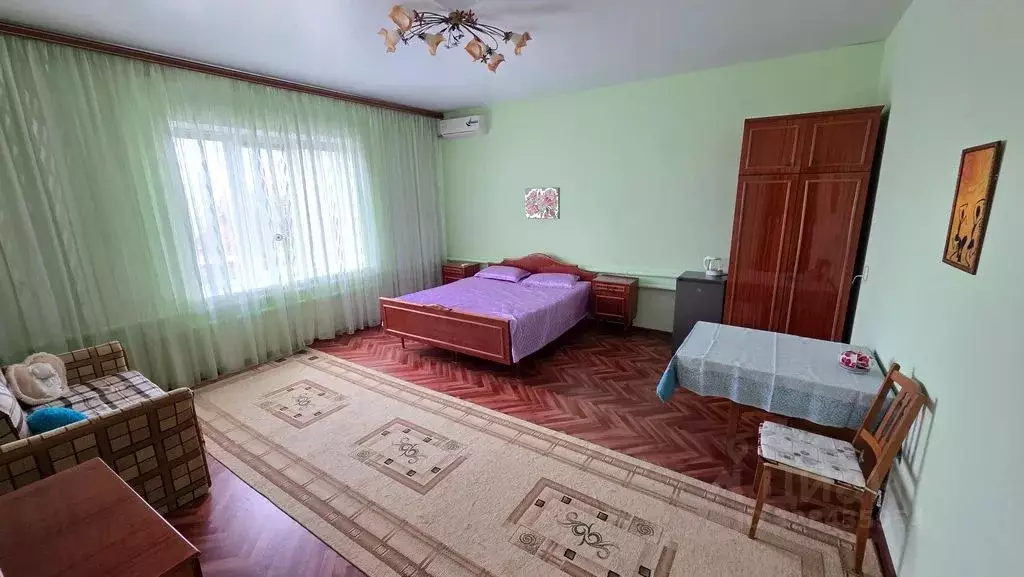 Комната Краснодарский край, Приморско-Ахтарск Бульварная ул., 56 - Фото 1