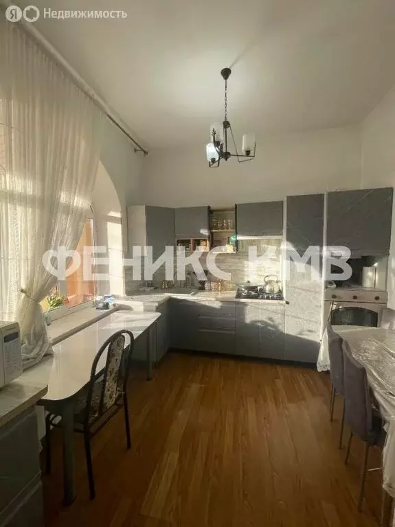 Дом в Пятигорск, проспект Калинина (228 м) - Фото 1