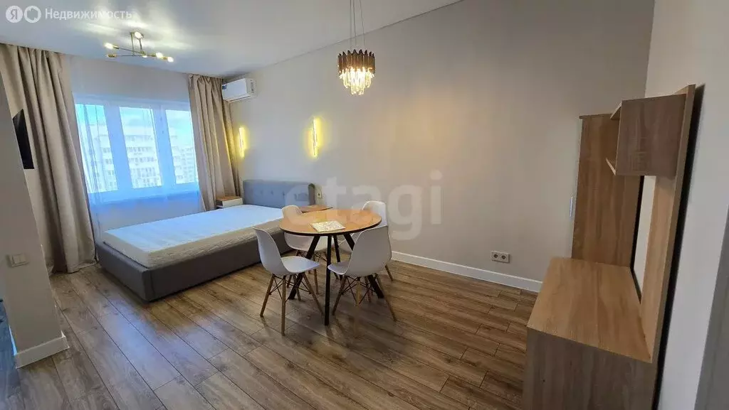 1-комнатная квартира: Анапа, улица Адмирала Пустошкина, 12к2 (39 м) - Фото 2