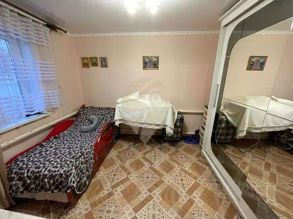 Дом в Белгородская область, Старый Оскол ул. Островского (70 м) - Фото 0