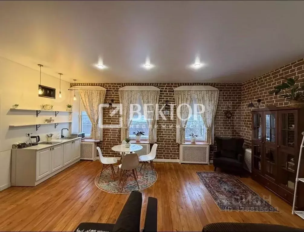 Студия Костромская область, Кострома Лесная ул., 3/29 (42.4 м) - Фото 1