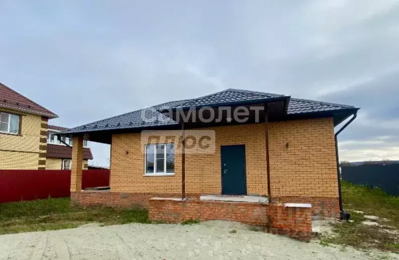 Дом в Курская область, Курский район, Полянский сельсовет, с. ... - Фото 2