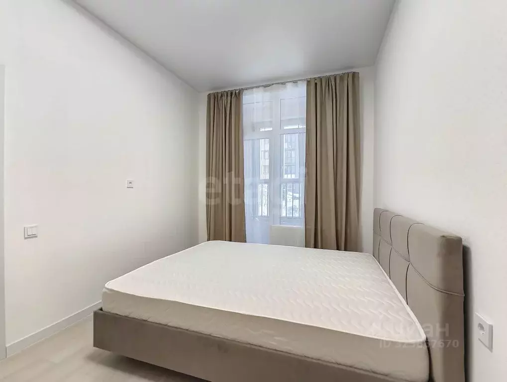 1-к кв. Тюменская область, Тюмень ул. Надира Сагдеева, 2 (38.2 м) - Фото 1