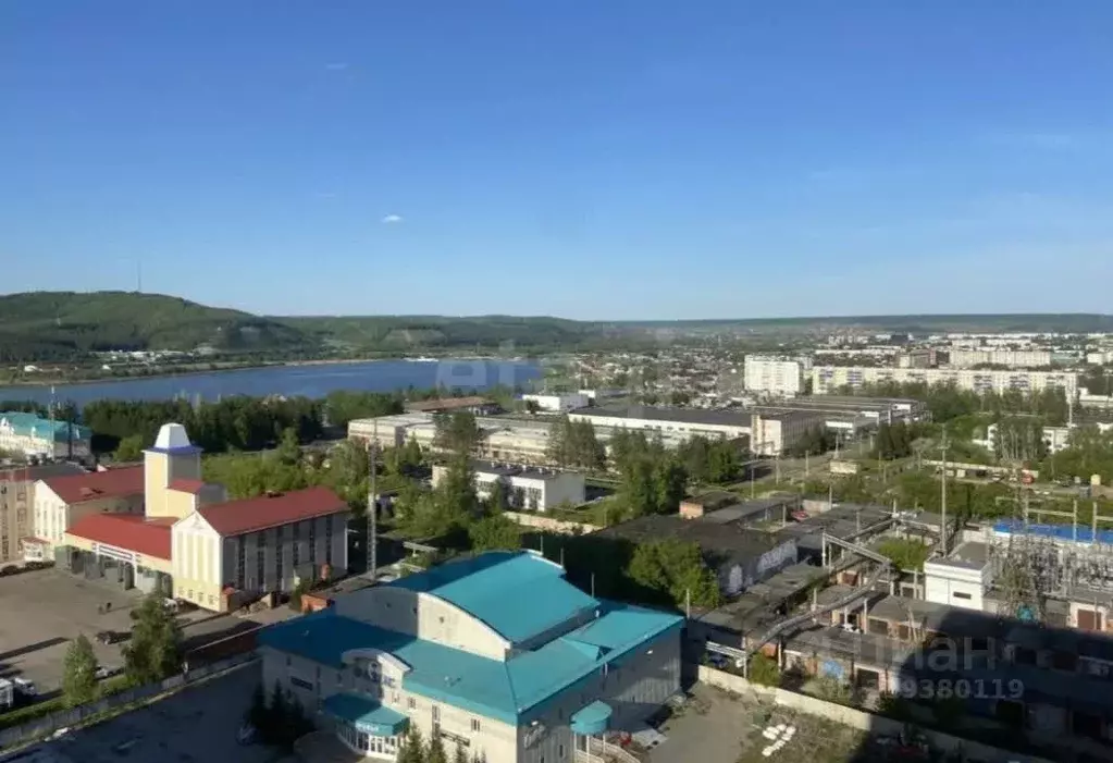 3-к кв. Татарстан, Альметьевск ул. Гафиатуллина, 48 (80.9 м) - Фото 0
