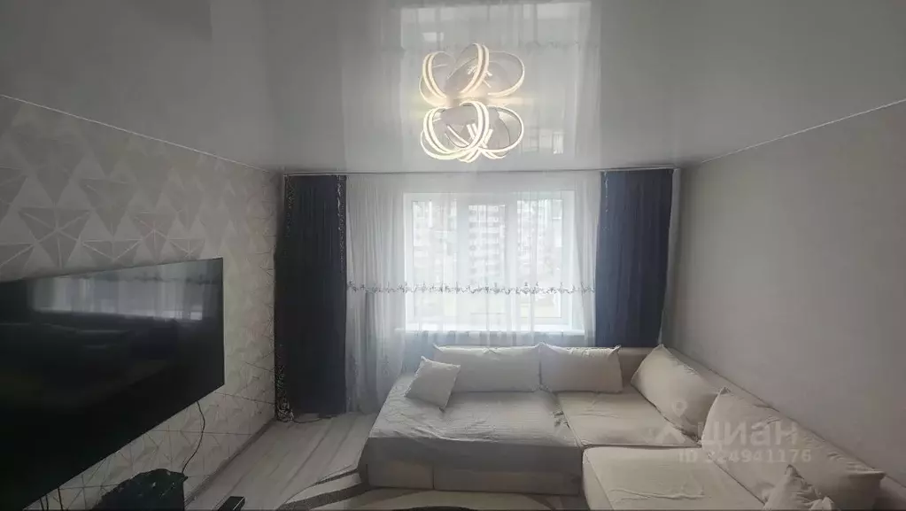 3-к кв. Коми, Ухта проезд Строителей, 33 (65.0 м) - Фото 1