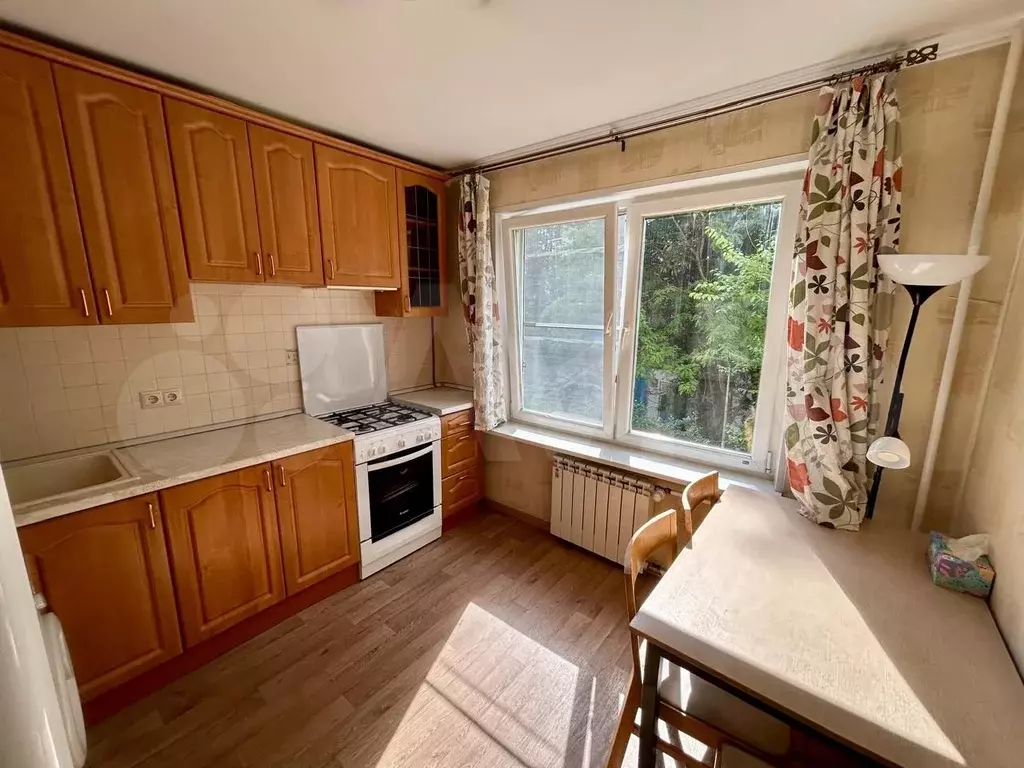 2-к. квартира, 55 м, 3/5 эт. - Фото 1