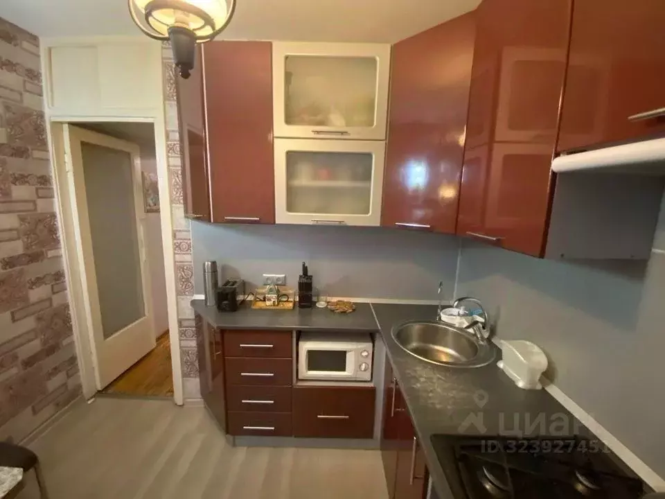 2-к кв. Новгородская область, Великий Новгород Кречевицы мкр, 153 ... - Фото 2