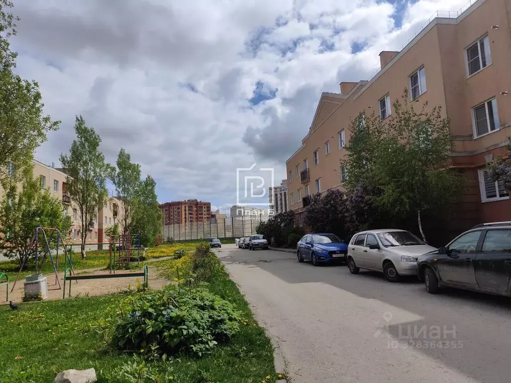 2-к кв. Калужская область, Калуга ул. Георгия Амелина, 13 (50.2 м) - Фото 2
