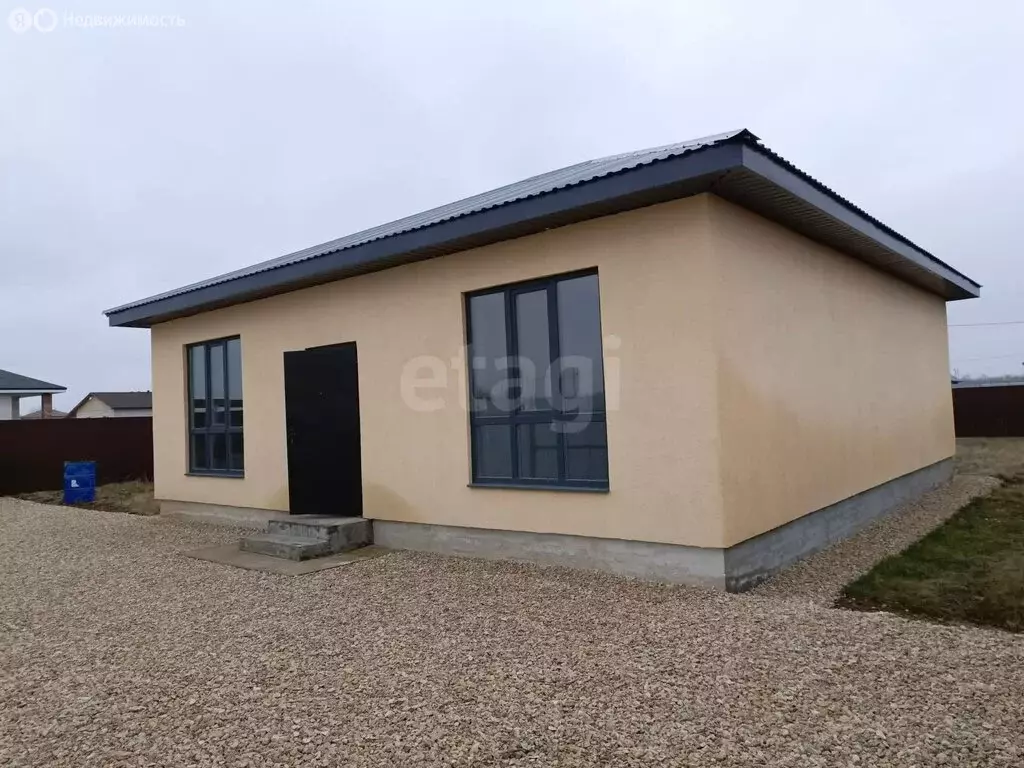 Дом в Энгельс, Апрельская улица, 85 (90 м) - Фото 1