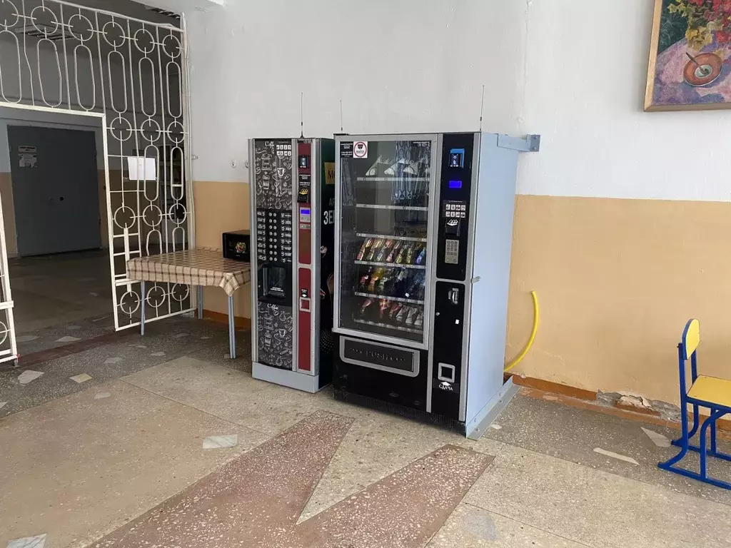 Помещение свободного назначения в Омская область, Омск ул. 2-я ... - Фото 0