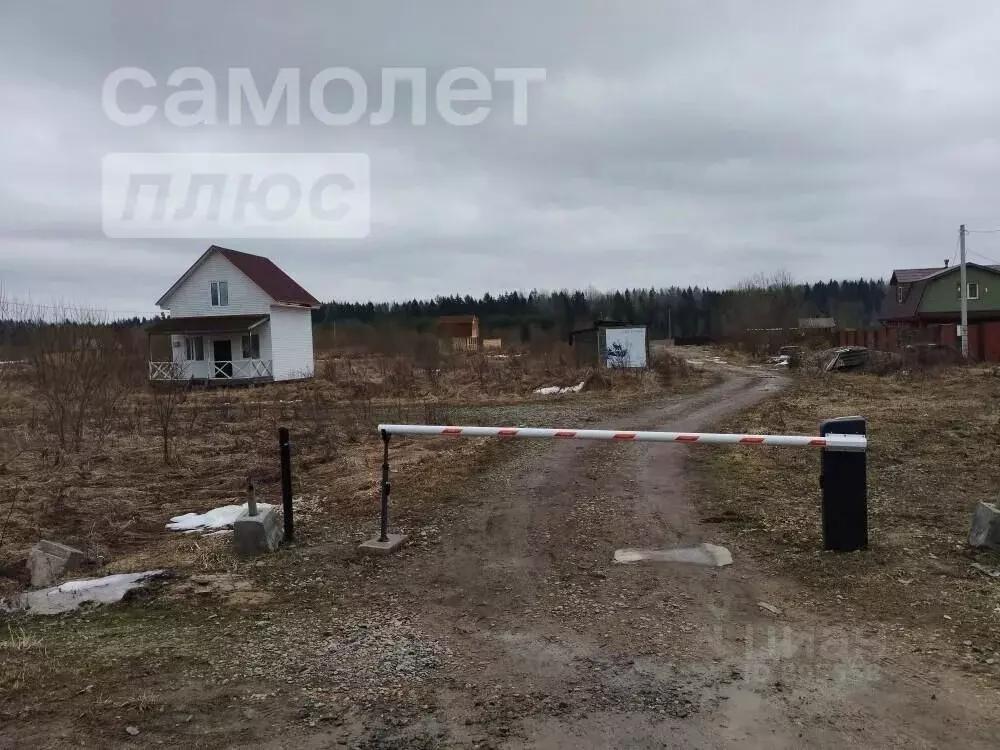 Участок в Ленинградская область, Тосненский район, Любанское городское ... - Фото 0