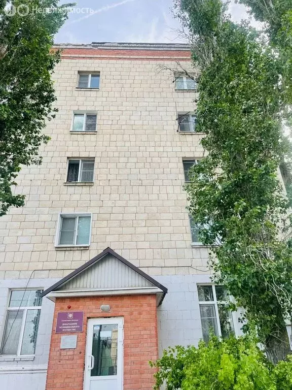 3-комнатная квартира: Волгоград, улица Маршала Чуйкова, 51 (54.9 м) - Фото 1